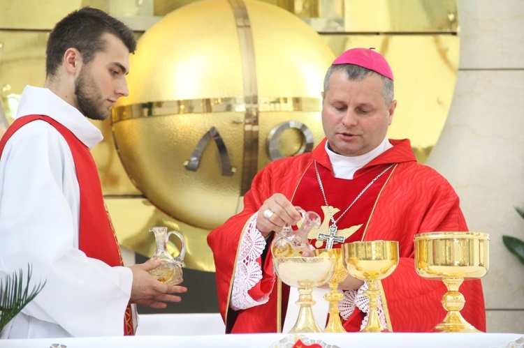 Bierzmowanie w Łękach Górnych