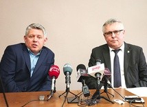 ▲	O projekcie opowiadali Przemysław Bednarczyk (z lewej) i poseł Robert Mordak.