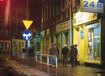 	Zakaz miałby obowiązywać w stolicy Śląska od 22.00 do 6.00. 