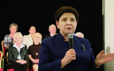 ▲	Wicepremier zachęcała mieszkańców Pułtuska i okolic do wzięcia udziału w inicjatywie.