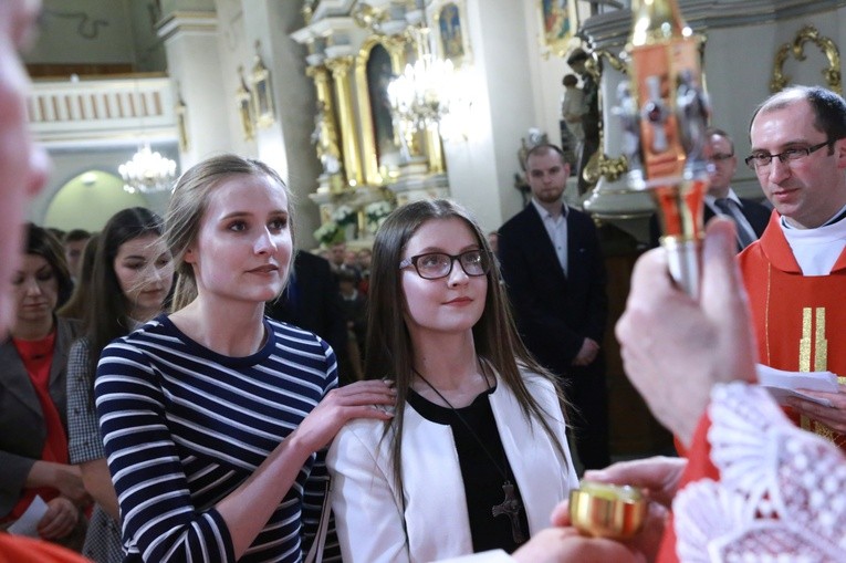 Bierzmowanie w par. św. Jadwigi w Dębicy