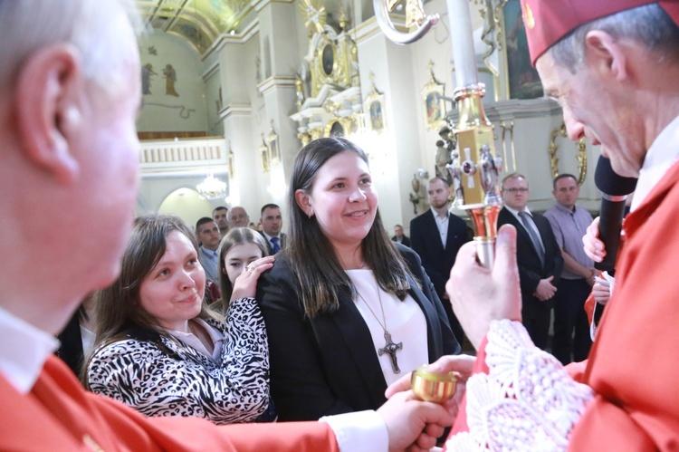 Bierzmowanie w par. św. Jadwigi w Dębicy