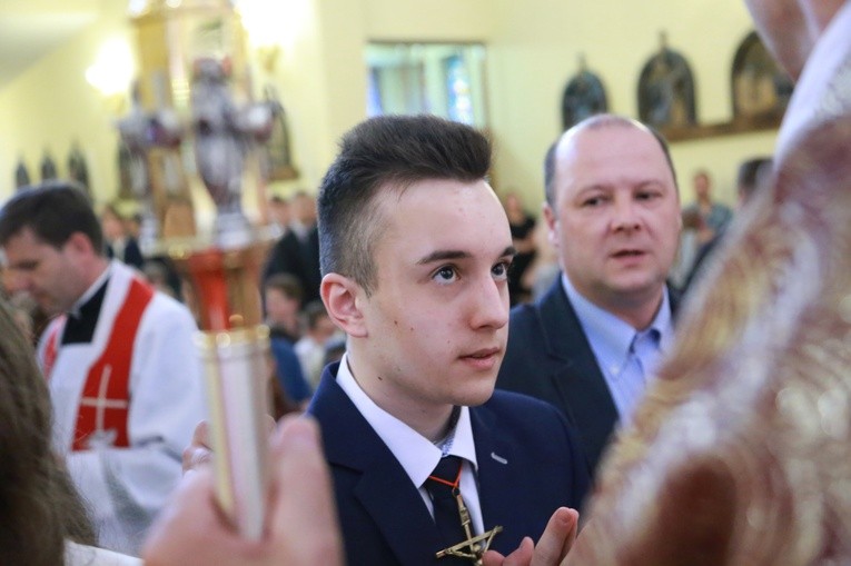 Bierzmowanie w par. Świętego Krzyża w Dębicy