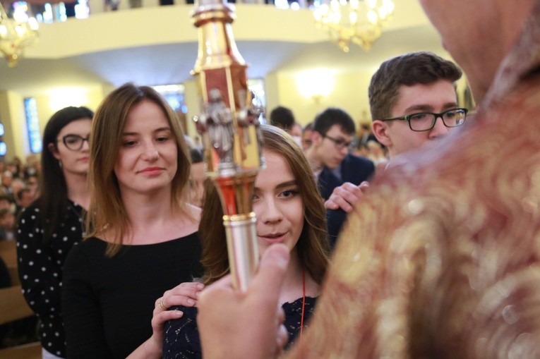 Bierzmowanie w par. Świętego Krzyża w Dębicy