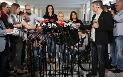 Protestujący w Sejmie przedstawili propozycję kompromisu