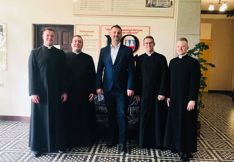 Powołaniówka w szkołach średnich