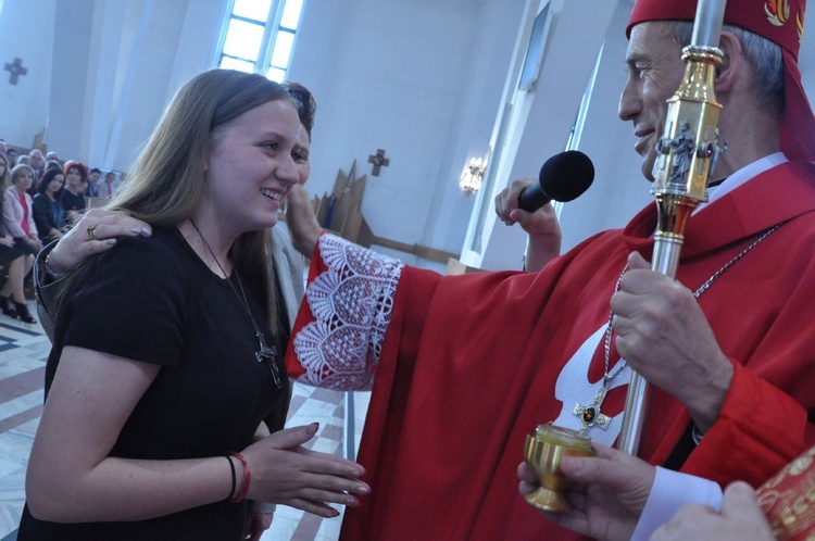 Bierzmowanie w par. Miłosierdzia Bożego w Dębicy 