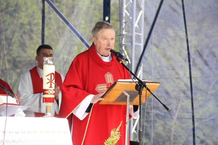 Uroczystości na Górze Śmierci w Pustkowie-Osiedlu