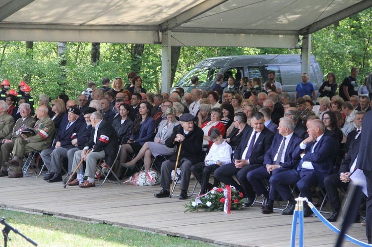 Uroczystości na Górze Śmierci w Pustkowie-Osiedlu