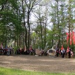 Uroczystości na Górze Śmierci w Pustkowie-Osiedlu