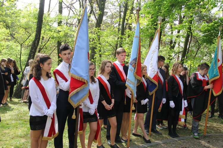 Uroczystości na Górze Śmierci w Pustkowie-Osiedlu