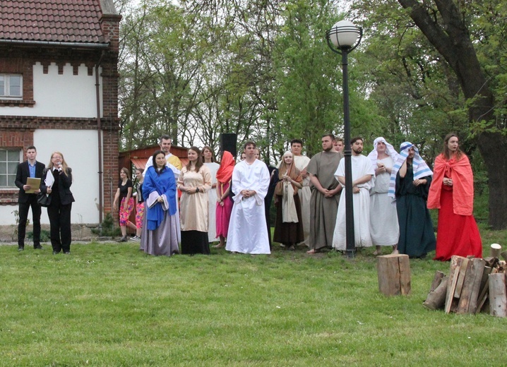 Misterium paschalne i Dzień Otwartych Drzwi w Krzyżowicach