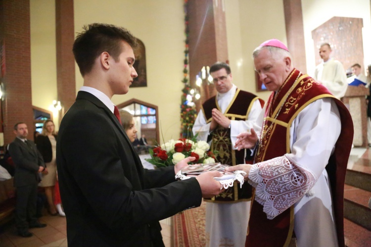 Bierzmowanie w Miłosierdziu w Brzesku