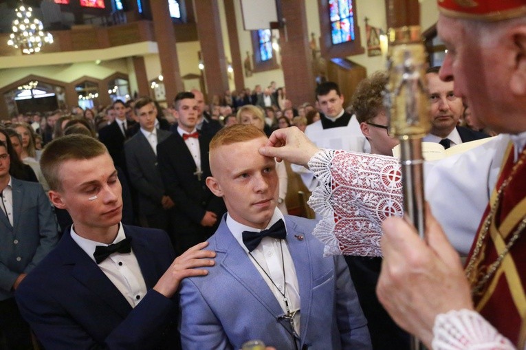 Bierzmowanie w Miłosierdziu w Brzesku