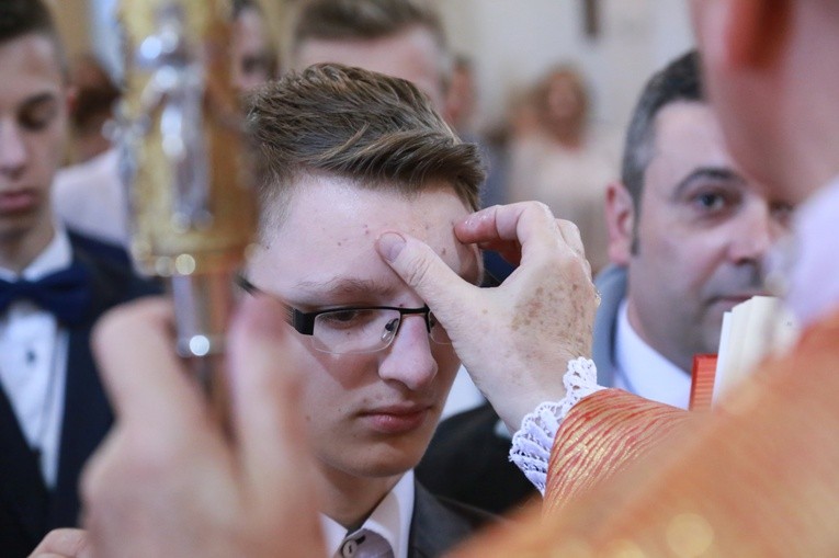 Bierzmowanie w Jadownikach