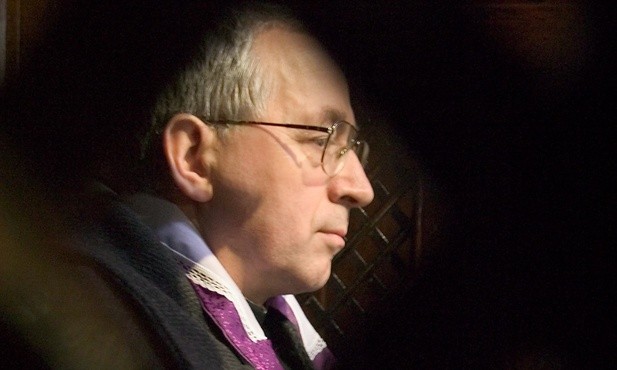 Stawka tuszowania pedofilii jest zbyt wysoka 