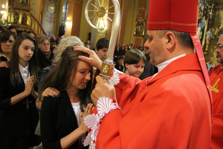 Bierzmowanie u misjonarzy w Tarnowie