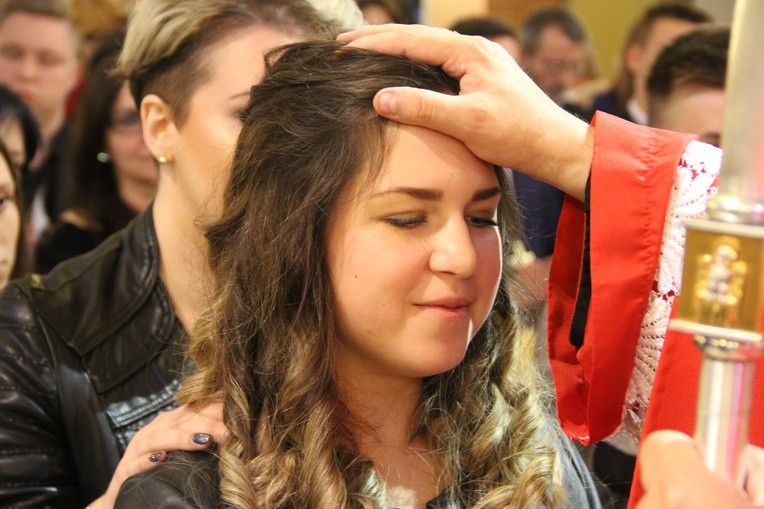 Bierzmowanie u misjonarzy w Tarnowie