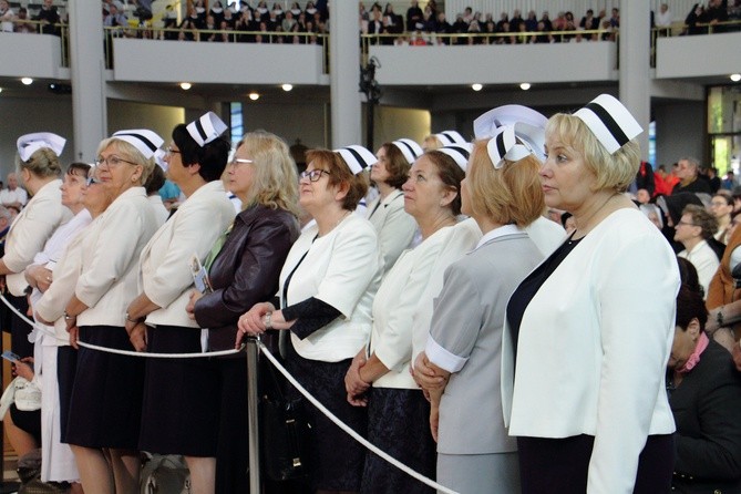 Początek uroczystości beatyfikacji Hanny Chrzanowskiej w Łagiewnikach 