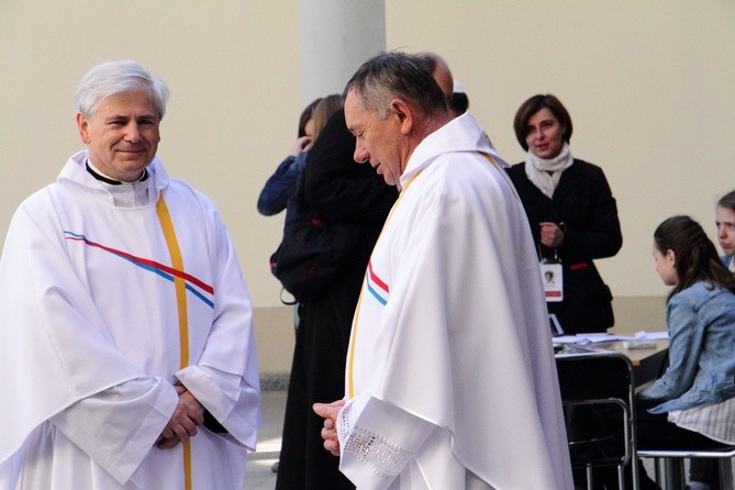 Początek uroczystości beatyfikacji Hanny Chrzanowskiej w Łagiewnikach 