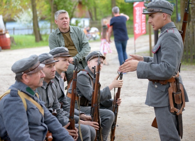 Niepodległościowy piknik w skansenie