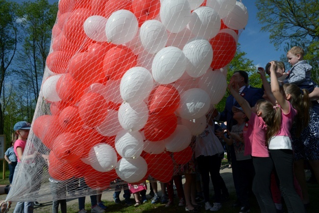 Niepodległościowy piknik w skansenie