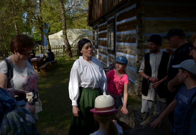 Niepodległościowy piknik w skansenie