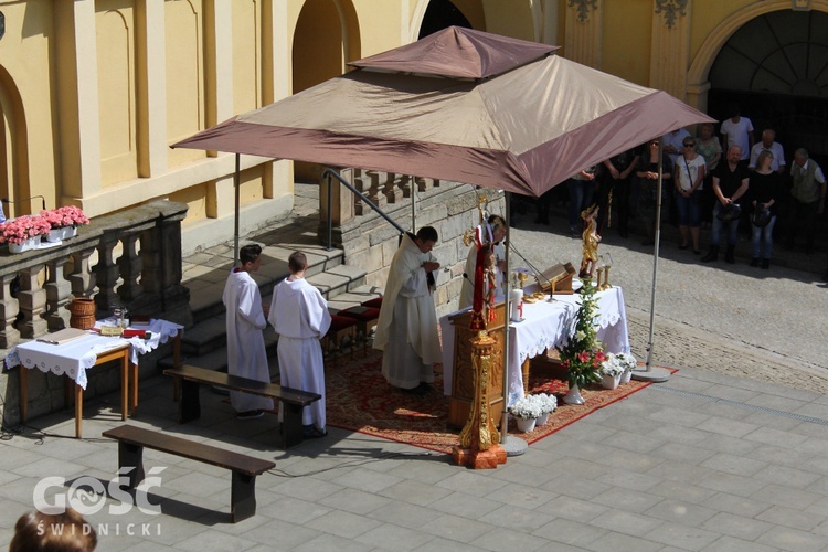 Rozpoczęcie sezonu w bazylice w Wambierzycach