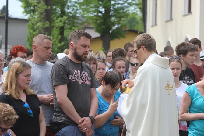 Msza św. na rozpoczęcie 6. pielgrzymki z Hałcnowa do Łagiewnik