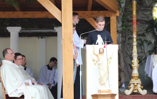 Msza św. na rozpoczęcie 6. pielgrzymki z Hałcnowa do Łagiewnik