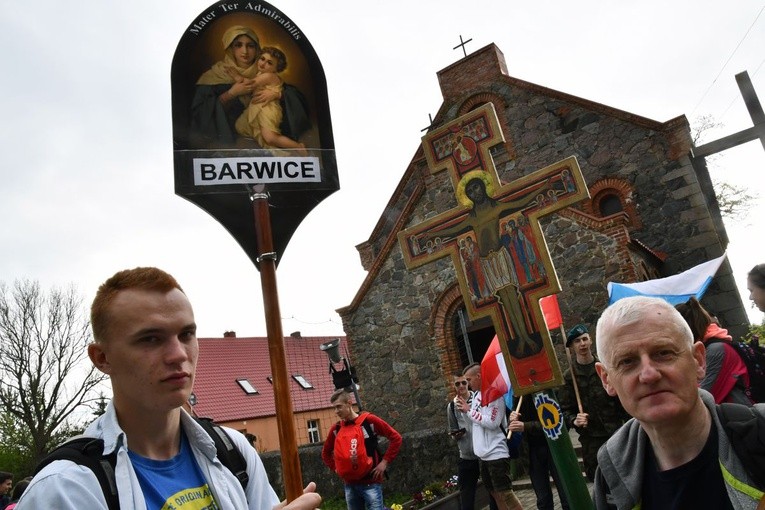 Pielgrzymka Promienista. Grupa z Barwic
