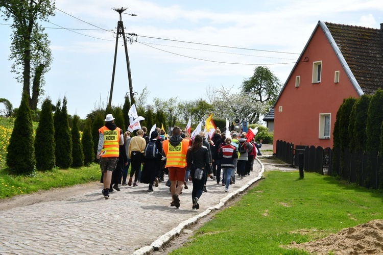 Pielgrzymka Promienista. Grupa ze Słupska.