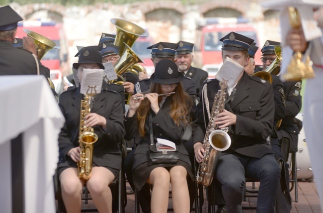 Pielgrzymka strażaków do Wysokiego Koła