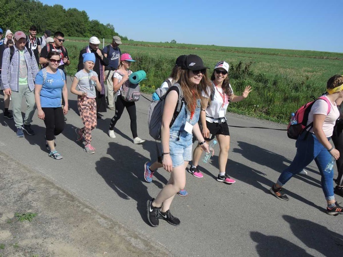 7 grup w drodze do Wieprza - 2. dzień - 2018