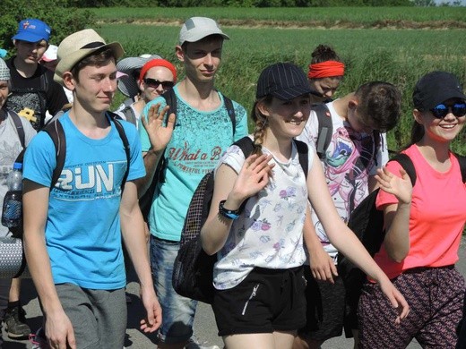 7 grup w drodze do Wieprza - 2. dzień - 2018
