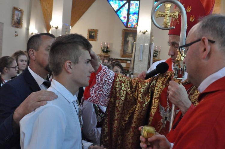 Bierzmowanie w Ochotnicy Górnej