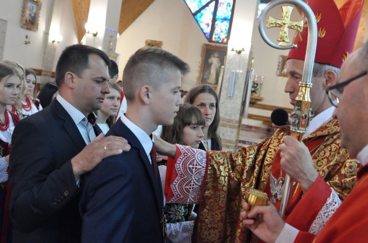 Bierzmowanie w Ochotnicy Górnej