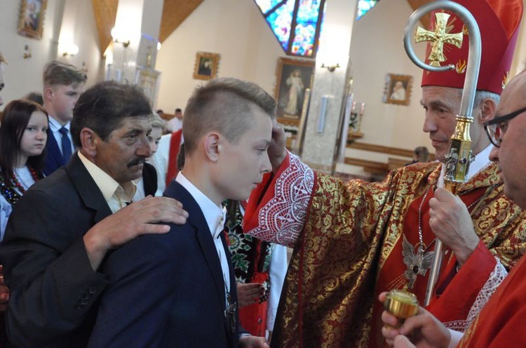 Bierzmowanie w Ochotnicy Górnej