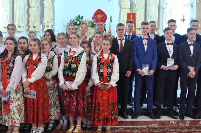 Bierzmowanie w Ochotnicy Górnej