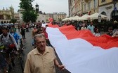 Bicie rekordu długości flagi narodowej Kraków 2018 - cz. 1