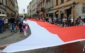 Bicie rekordu długości flagi narodowej Kraków 2018 - cz. 1