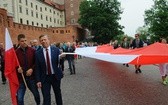 Bicie rekordu długości flagi narodowej Kraków 2018 - cz. 1