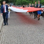 Bicie rekordu długości flagi narodowej Kraków 2018 - cz. 1