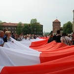 Bicie rekordu długości flagi narodowej Kraków 2018 - cz. 1