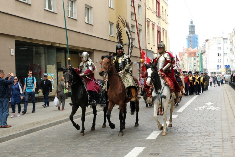 "Biało-czerwona Niepodległa", czyli Dzień Flagi we Wrocławiu