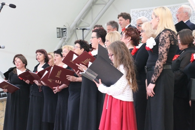 Koncert "Zwyciężył orzeł biały"