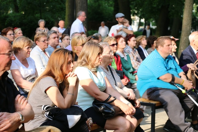 Koncert "Zwyciężył orzeł biały"