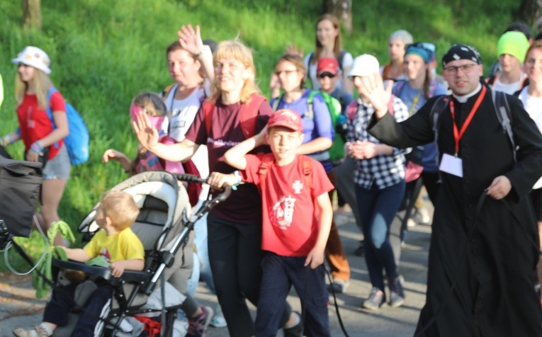 Powitanie grupy św. Matki Teresy w Malcu