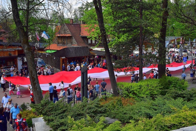 Pod Tatrami: Wiwat Konstytucja! 