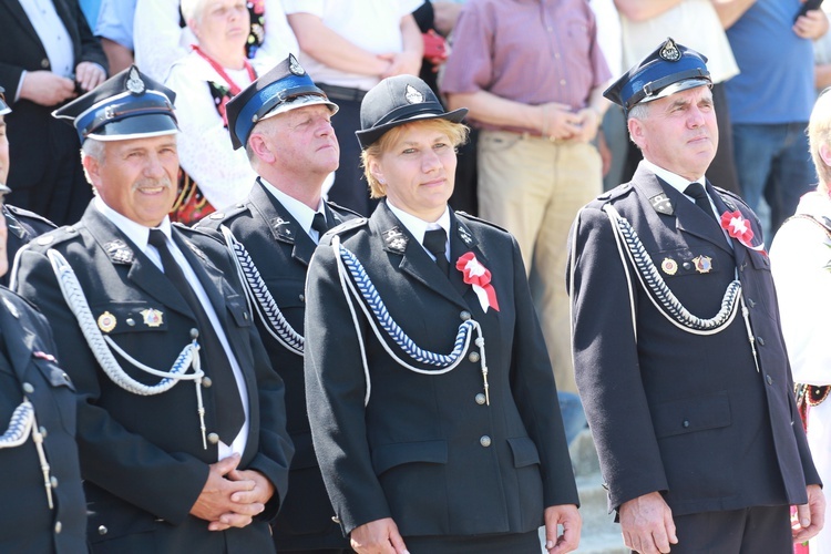 Pomnik Paderewskiego w Ciężkowicach